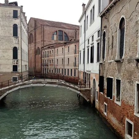 Apartamento La Gondola - Beautiful Canal View
